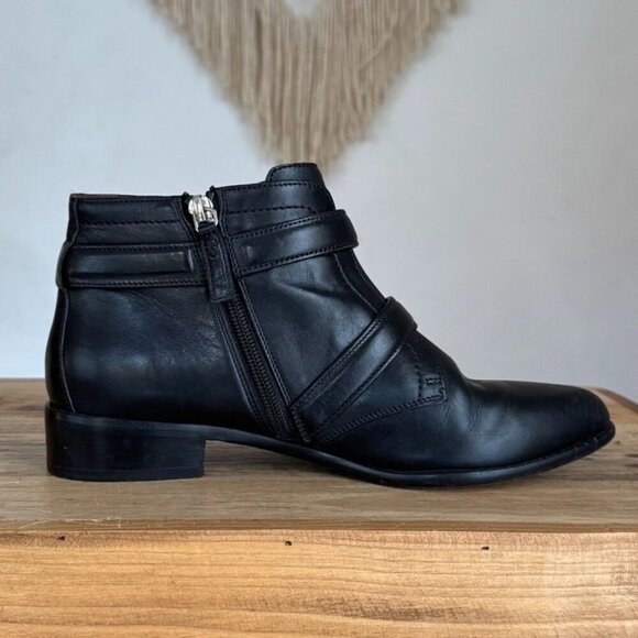 Tabitha Simmons Windle Black Leather Pointy Toe Silver Buckle  Ankle Boot Size 8 - Picture 10 of 16